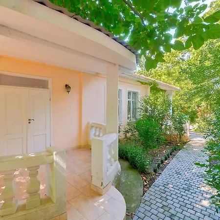 House With A Terrace In Arcadia Konukevi